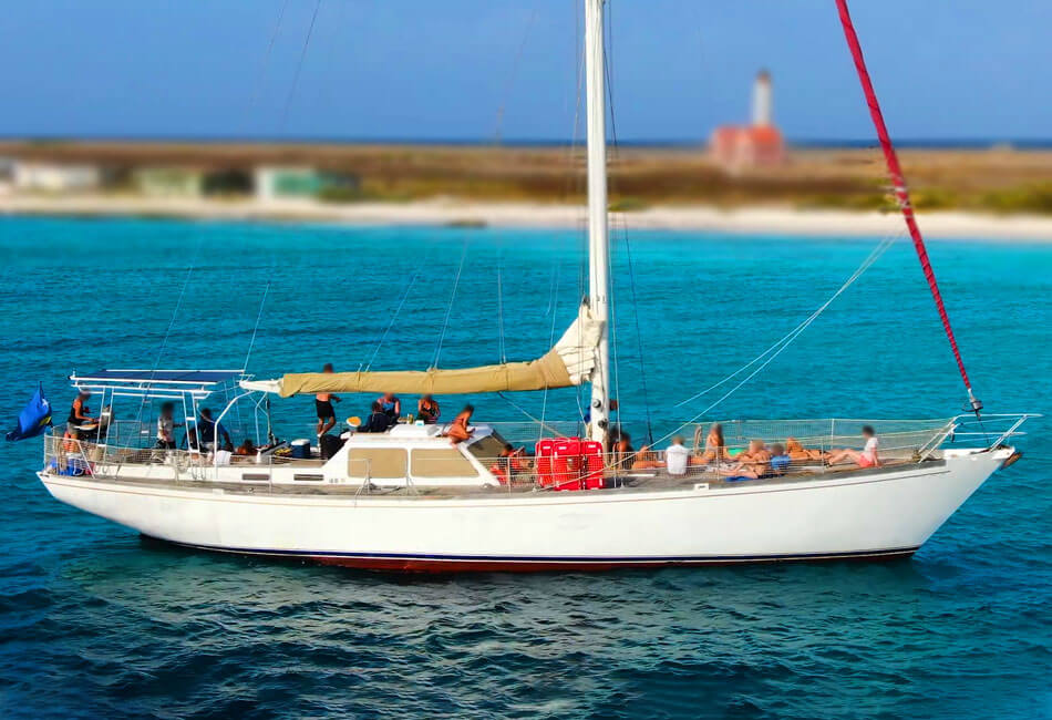 68 Ft Luxury Sailing Yacht 